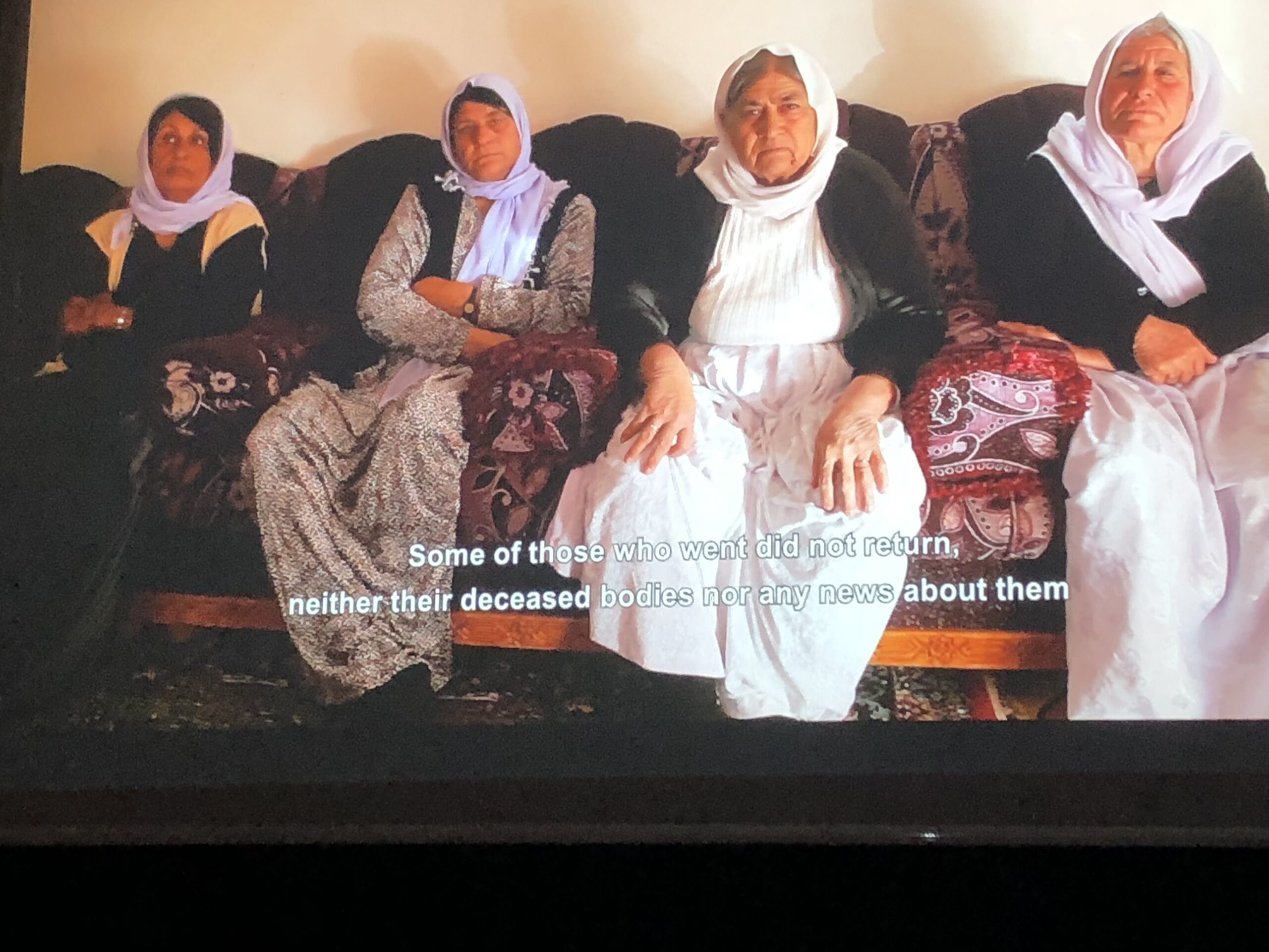 4 old Kurdish women on couch. "Some of those who went did not return, neither their deceases bodies nor any news about them"